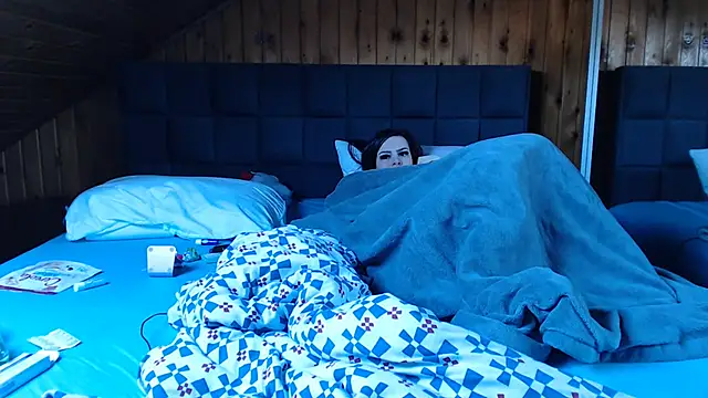 BoeseMoni1998 online show from 02-02-25, 01:19