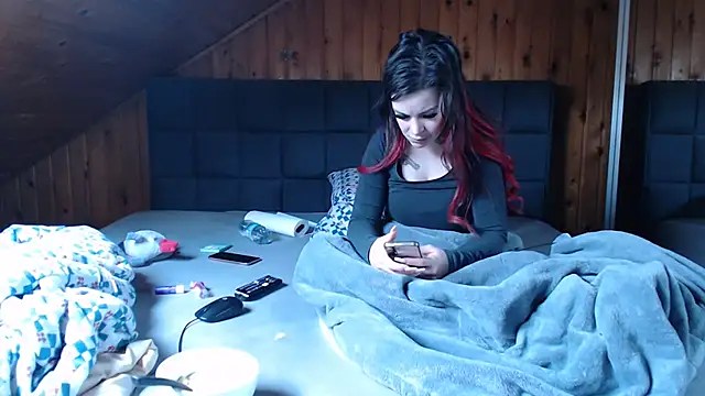 BoeseMoni1998 online show from 02-07-25, 09:58