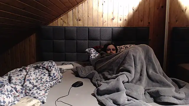 BoeseMoni1998 online show from 02-09-25, 09:06