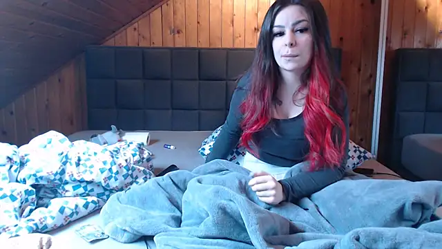 BoeseMoni1998 online show from 02-12-25, 02:10