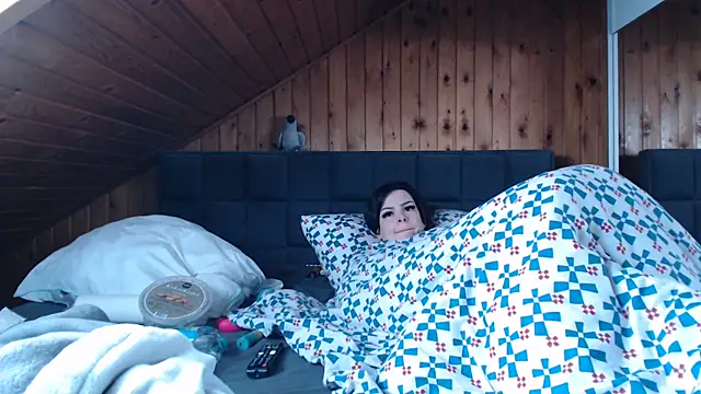 BoeseMoni1998 online show from 09-17-25, 11:34