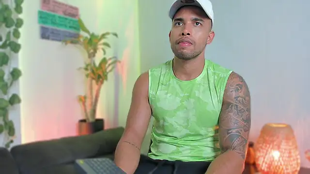 LincomAmith online show from 02-26-25, 04:36