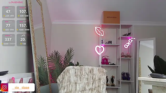 Snapshot of ArianaArianna chatting on 02-28-26, 09:43 ArianaArianna online show from 02-28-26, 09:43