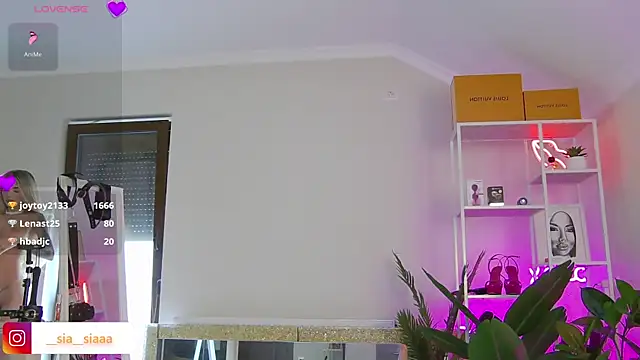ArianaArianna online show from 05-11-26, 02:45