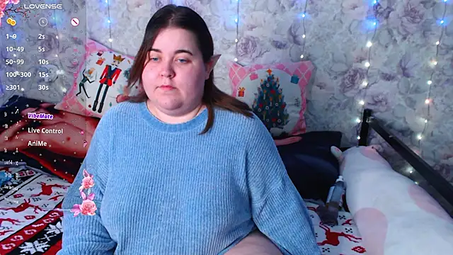 Snapshot of Estelle_Hicks chatting on 12-24-24, 04:40 Estelle Hicks online show from 12-24-24, 04:40