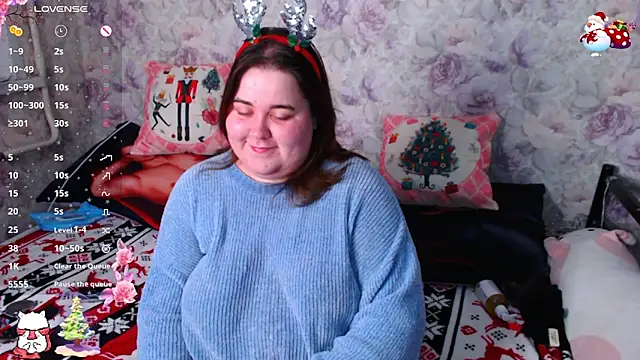 Snapshot of Estelle_Hicks chatting on 12-27-24, 06:20 Estelle Hicks online show from 12-27-24, 06:20