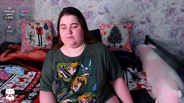 Snapshot of Estelle_Hicks chatting on 02-06-25, 06:13 Estelle Hicks online show from 02-06-25, 06:13