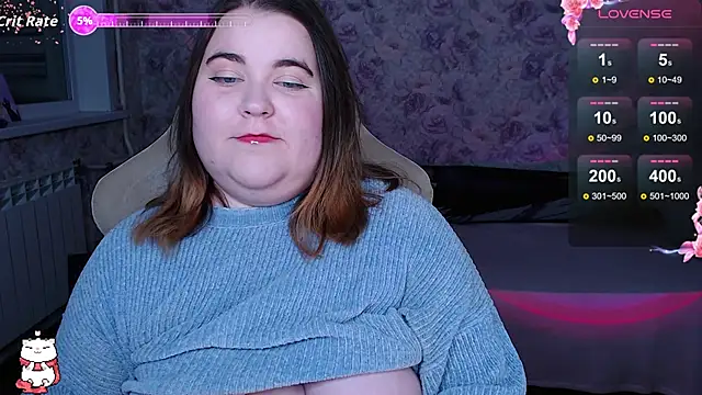 Snapshot of Estelle_Hicks chatting on 10-10-25, 06:18 Estelle Hicks online show from 10-10-25, 06:18