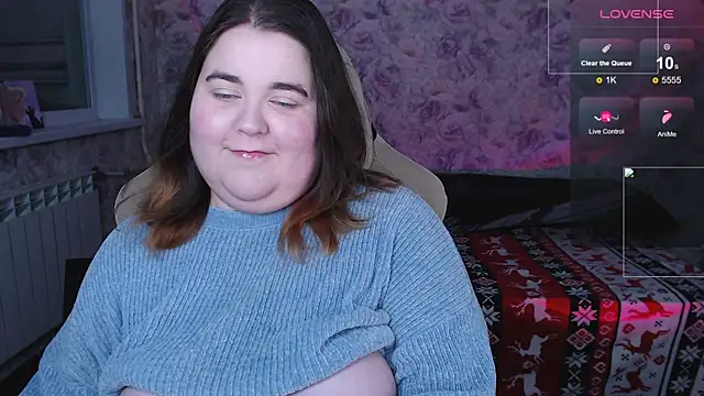 Estelle Hicks online show from 11-07-25, 06:30