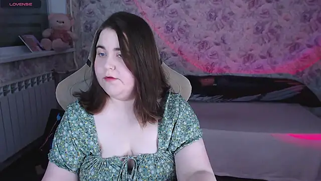 Estelle Hicks online show from 05-10-26, 07:08