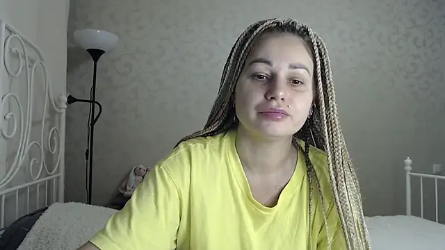 ShyEvaa online show from 10-31-25, 02:29