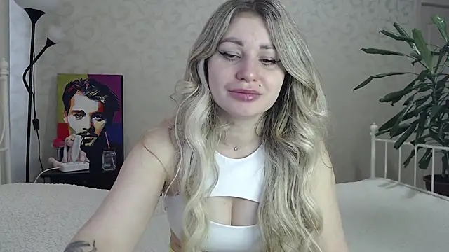 Snapshot of ShyEvaa chatting on 03-30-26, 02:45 ShyEvaa online show from 03-30-26, 02:45