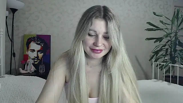 Snapshot of ShyEvaa chatting on 03-31-26, 01:44 ShyEvaa online show from 03-31-26, 01:44