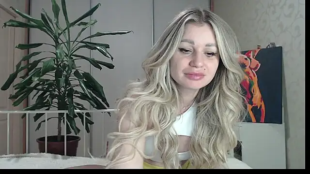ShyEvaa online show from 05-14-26, 05:53