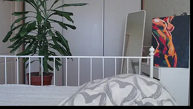 ShyEvaa online show from 05-18-26, 04:07