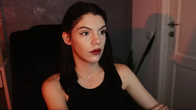 Snapshot of mistress__rochelle chatting on 12-03-24, 03:22 mistress rochelle online show from 12-03-24, 03:22