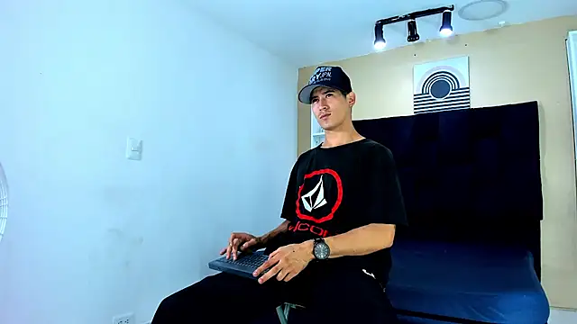 Jhonn Rhyss online show from 12-27-24, 02:36