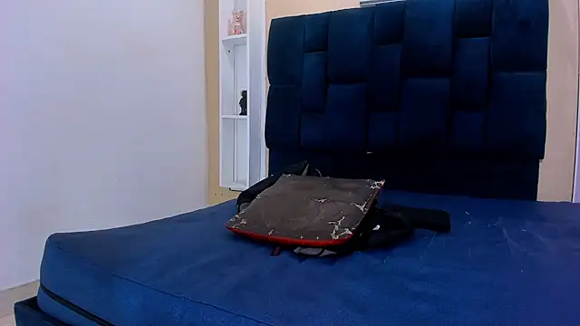 Jhonn Rhyss online show from 02-13-25, 08:17