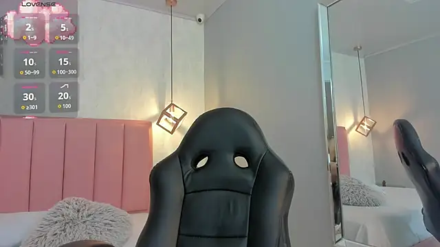 SUNNYCYRUS online show from 09-25-25, 12:31