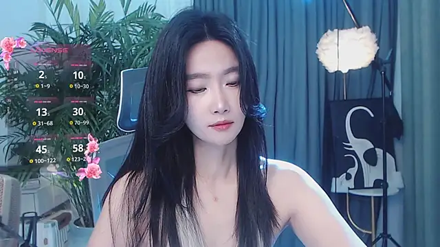 Snapshot of FeiFei-babe chatting on 05-01-26, 02:05 FeiFei-babe online show from 05-01-26, 02:05