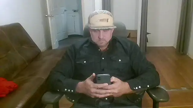 poundyouout69 online show from 11-30-25, 08:02