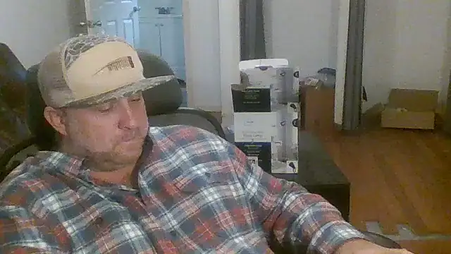 poundyouout69 online show from 12-22-25, 04:37