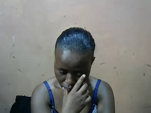 Snapshot of sexy-rosie chatting on 09-19-25, 09:11 sexy-rosie online show from 09-19-25, 09:11