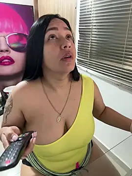marta201 alfaro online show from 03-01-25, 01:40