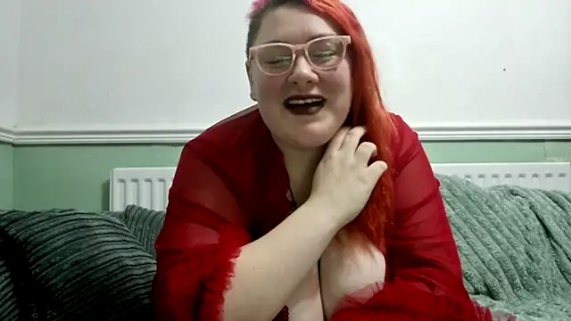 Bustycurves online show from 12-19-24, 09:06