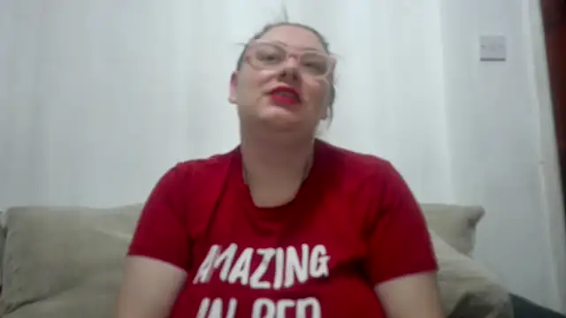 Bustycurves online show from 10-25-25, 10:37