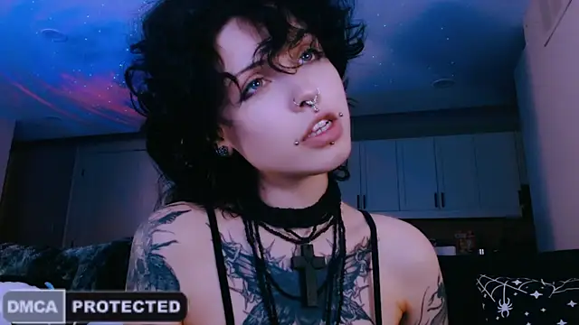 NaughtyLittleFox online show from 05-13-26, 04:43