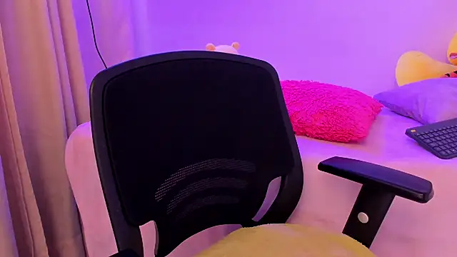 shanel taylor online show from 01-21-25, 03:26