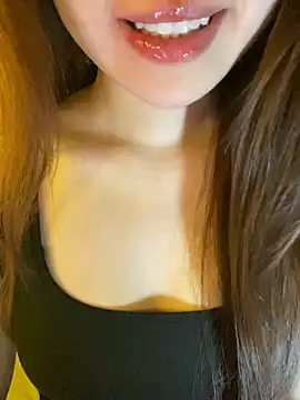 minmin2kk5 online show from 04-30-26, 03:51