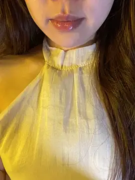 minmin2kk5 online show from 05-01-26, 03:49