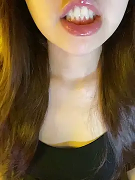 minmin2kk5 online show from 05-03-26, 04:13