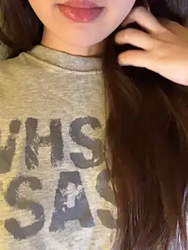 minmin2kk5 online show from 06-19-26, 03:27