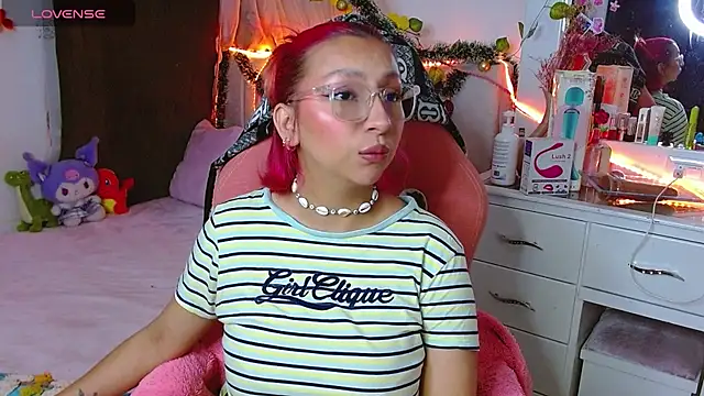 Littlerouse  online show from 01-09-26, 06:05