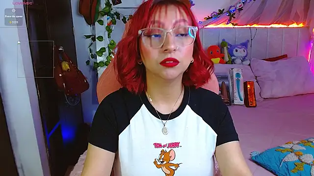 Snapshot of Littlerouse_ chatting on 03-10-26, 08:41 Littlerouse online show from 03-10-26, 08:41