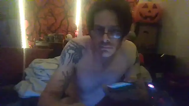 Snapshot of djFallen1_2riZ chatting on 02-18-26, 01:07 djFallen1 2riZ online show from 02-18-26, 01:07