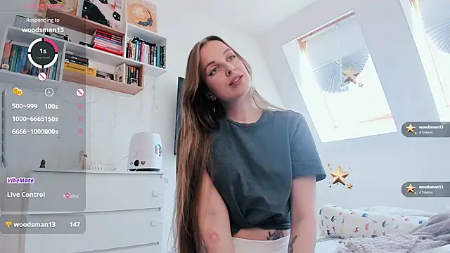 Snapshot of violet_blue_eyes chatting on 04-20-26, 12:52 violet blue eyes online show from 04-20-26, 12:52