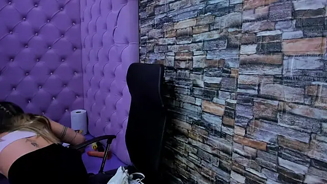 celeste blue69 online show from 12-19-24, 02:56