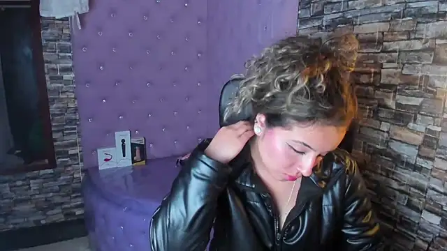 celeste blue69 online show from 02-14-25, 06:34