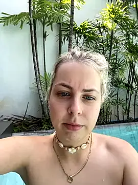 Livewithlucy online show from 10-07-25, 03:58