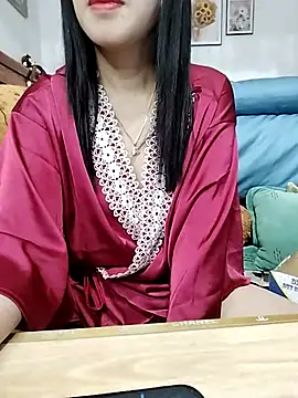 cream1299 online show from 02-06-25, 07:29