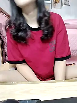 Snapshot of cream1299 chatting on 11-18-25, 03:12 cream1299 online show from 11-18-25, 03:12