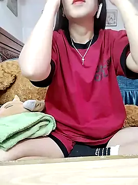 Snapshot of cream1299 chatting on 01-10-26, 03:19 cream1299 online show from 01-10-26, 03:19