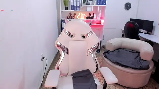 Snapshot of katya_nt chatting on 10-03-25, 06:38 katya nt online show from 10-03-25, 06:38