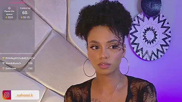 Snapshot of Nahomi_King chatting on 02-13-25, 04:28 Nahomi King online show from 02-13-25, 04:28
