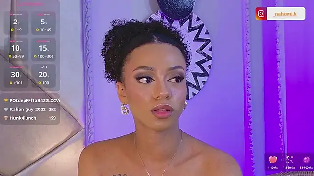 Snapshot of Nahomi_King chatting on 02-14-25, 04:20 Nahomi King online show from 02-14-25, 04:20
