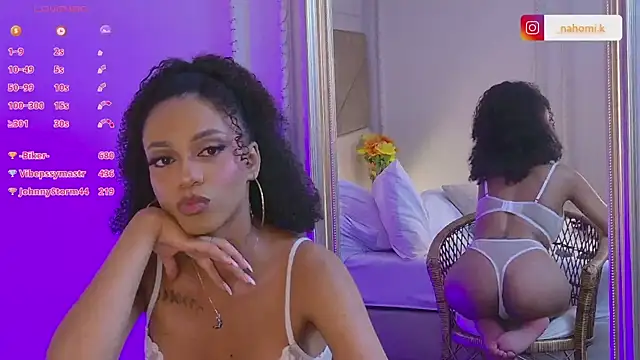 Snapshot of Nahomi_King chatting on 02-18-25, 07:09 Nahomi King online show from 02-18-25, 07:09